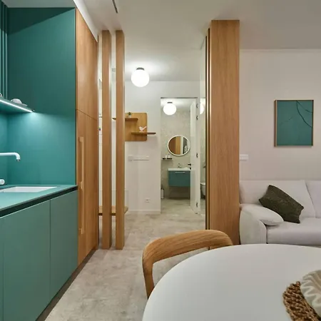 Yq - Lebenski - Brand New *