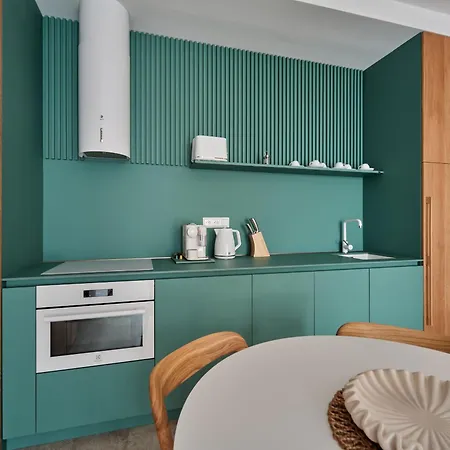 Yq - Lebenski - Brand New *